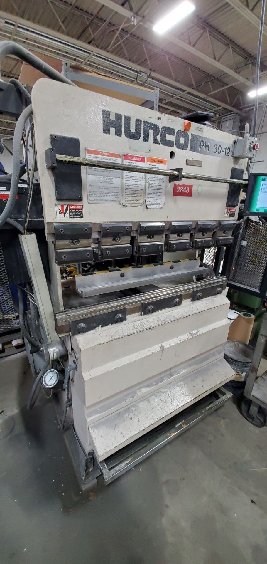 Hurco PH30‐12 Hydraulic Press Brake - Image 3 of 3