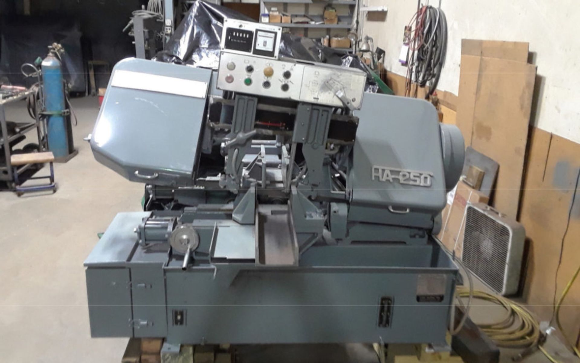 Kysor Johnson Amada Model HA-250 10" Automatic Horizontal Bandsaw