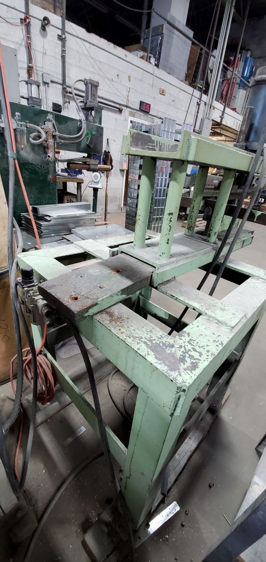 Air Operated Press Brake - Image 4 of 5