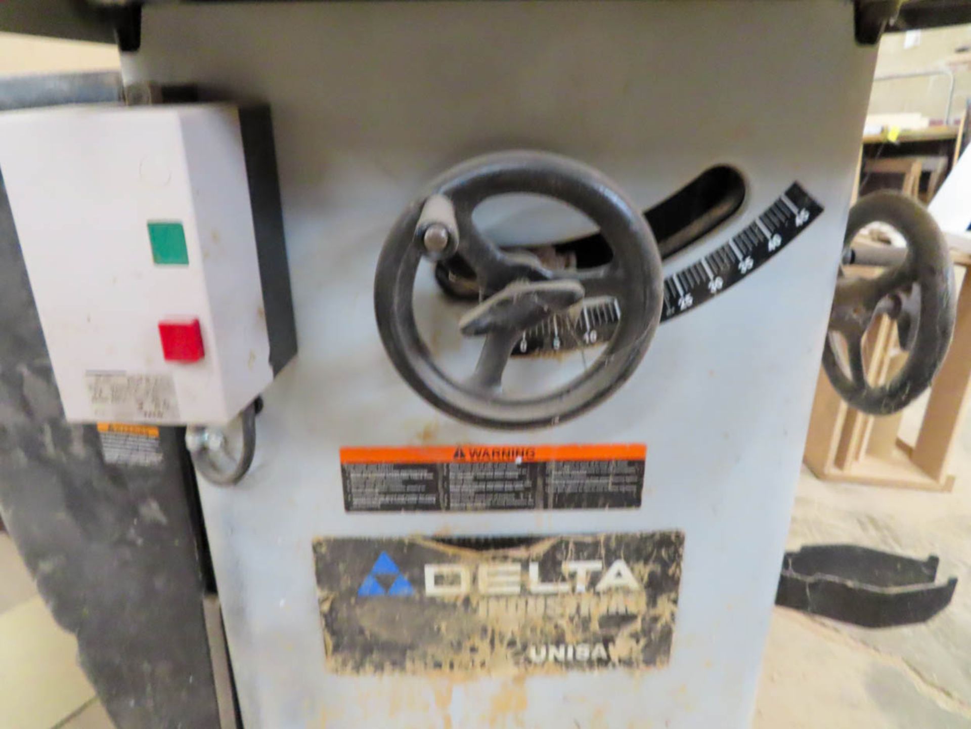 DELTA INDUSTRIAL UNISAW CAT # 36-953 TYPE 2 TABLE SAW S/N: 061047 - Image 2 of 2