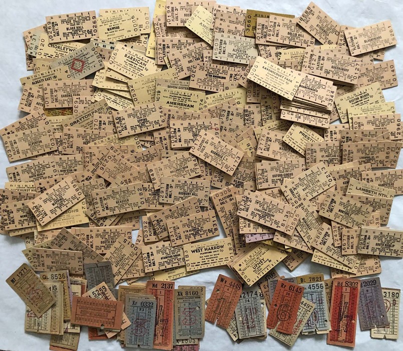 Large quantity (c300) of London Underground PLATFORM TICKETS, mostly issued in the mid-1960s and