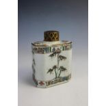 An 18th century Chinese porcelain famille verte tea caddy, Yongzheng (1722-1735), of canted