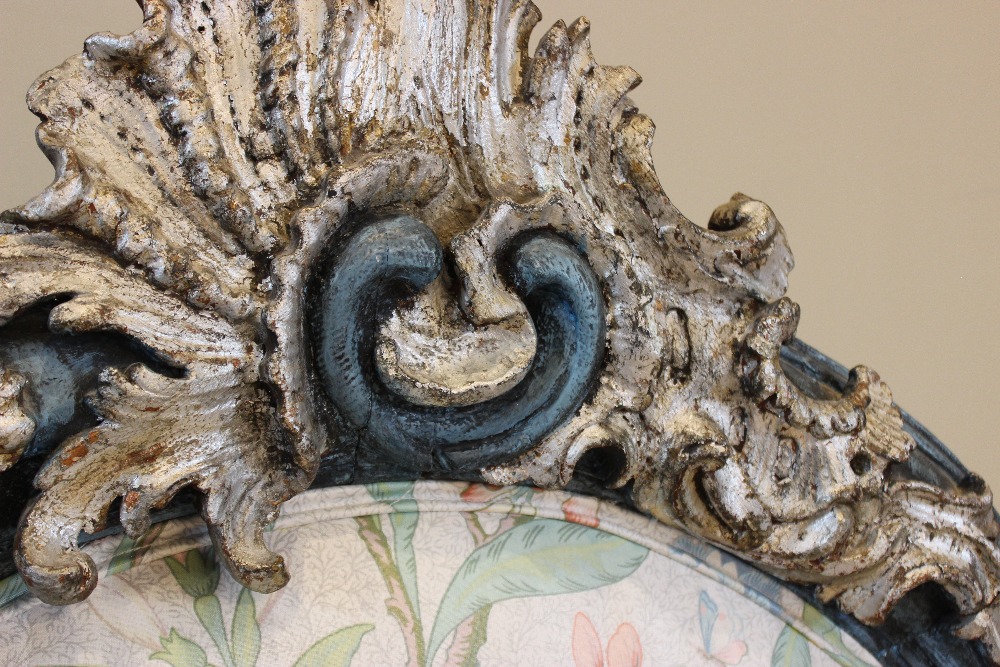 An Italian 18th century and later gesso headboard, later painted, the shell crest extending to - Image 3 of 5