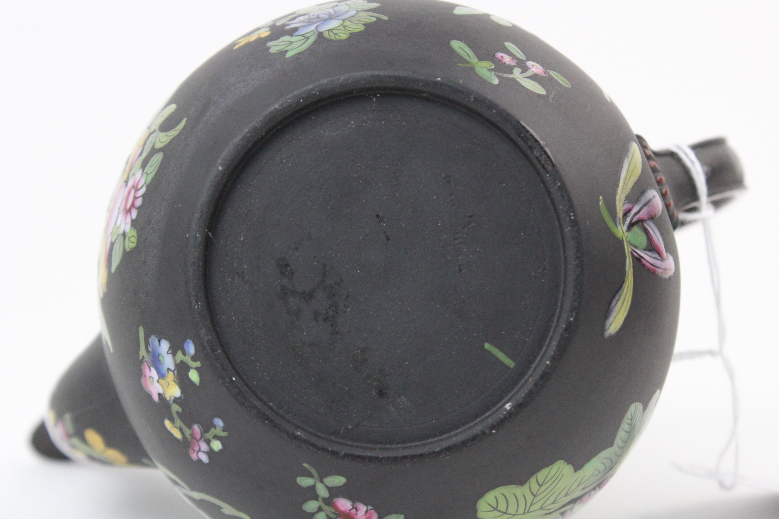 A selection of Wedgwood black basalt tea wares decorated in the 'Chinese Flowers' pattern, 19th - Image 15 of 15