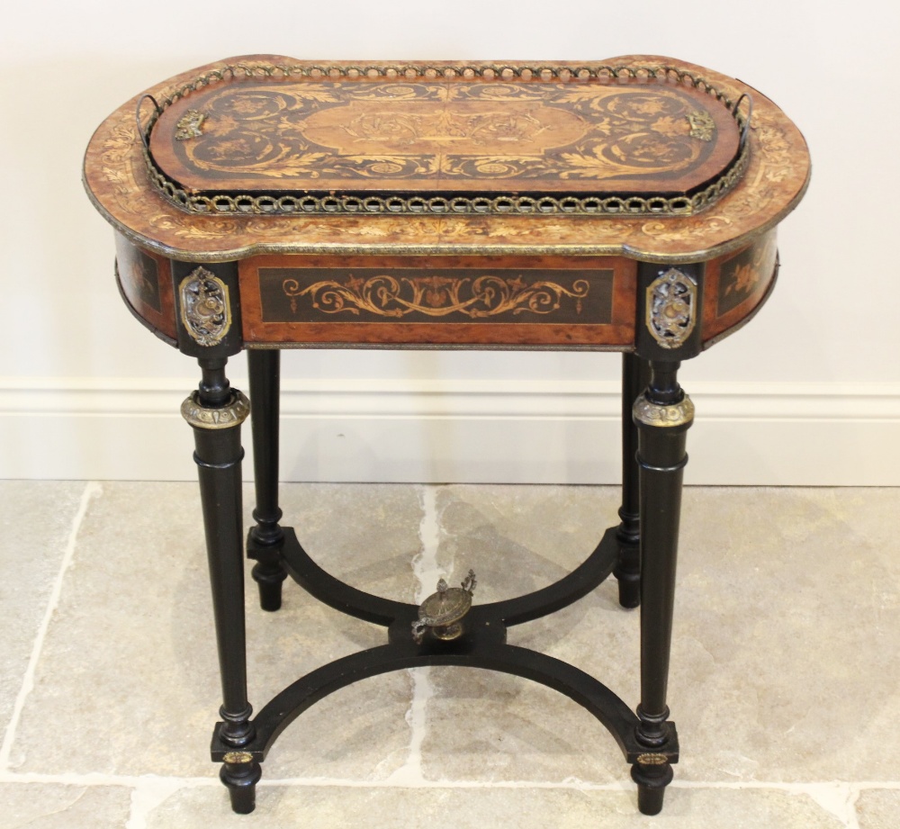 A French Louis XVI style jardinière planter, 19th century, with thuya wood panels and overall - Image 3 of 5