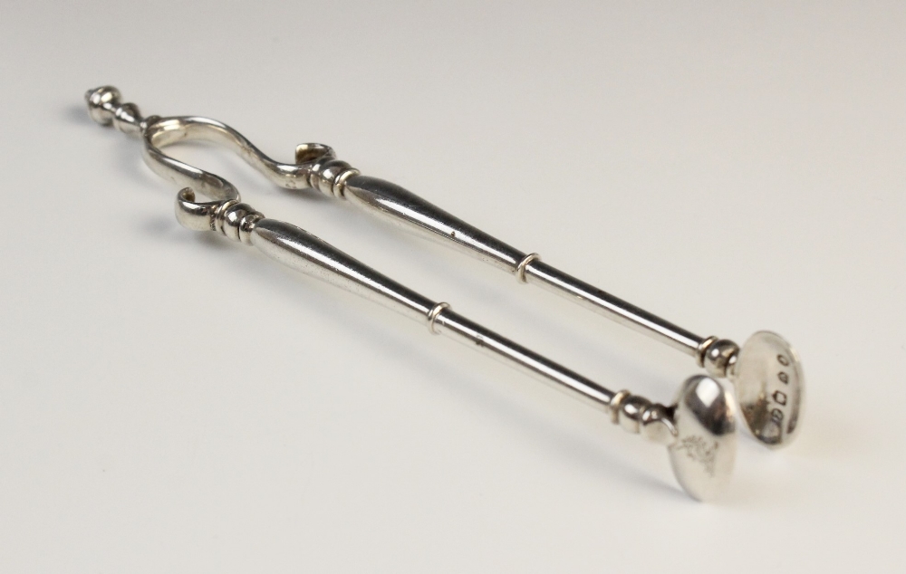 A pair of unusual Victorian Scottish silver sugar nips by Charles Robb & Sons, Edinburgh 1856, - Image 2 of 4