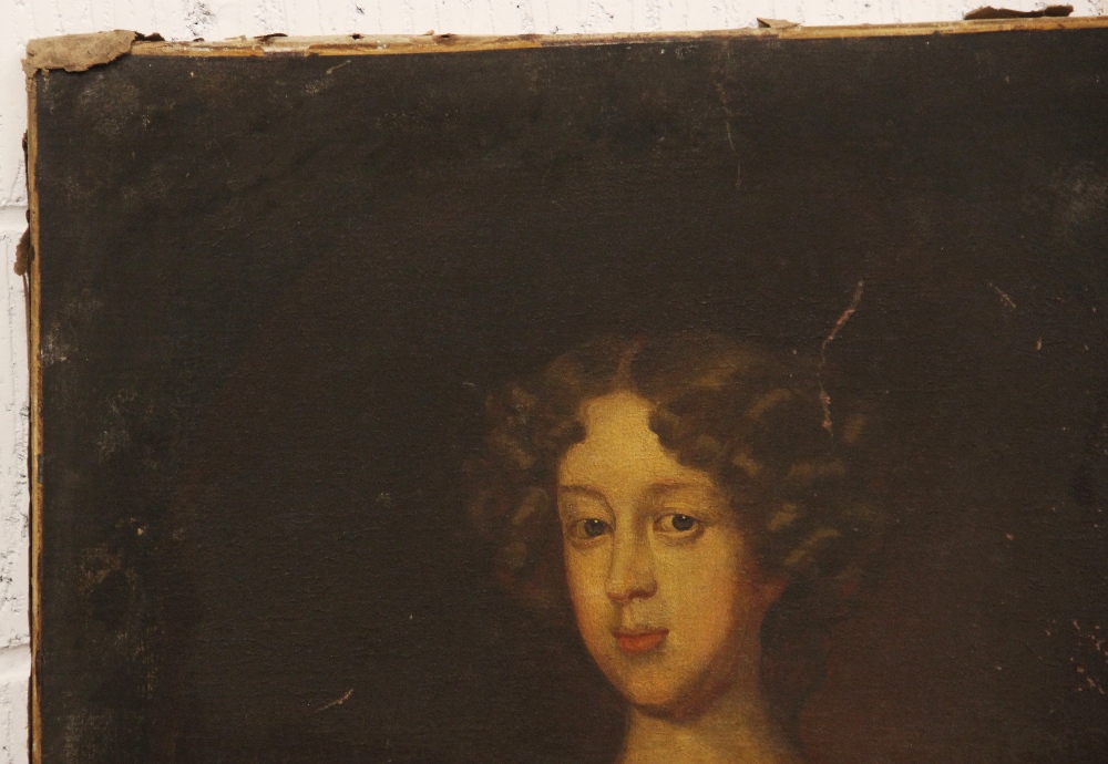 Follower of Sir Godfrey Kneller (1646-1723), Portrait of a young lady in a painted, Oval oil on - Image 3 of 7