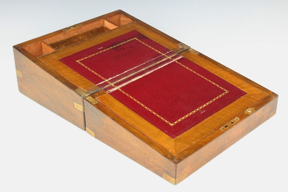 A 19th century rosewood stationery box, the cover centred with an inlaid mother of pearl star - Image 2 of 7