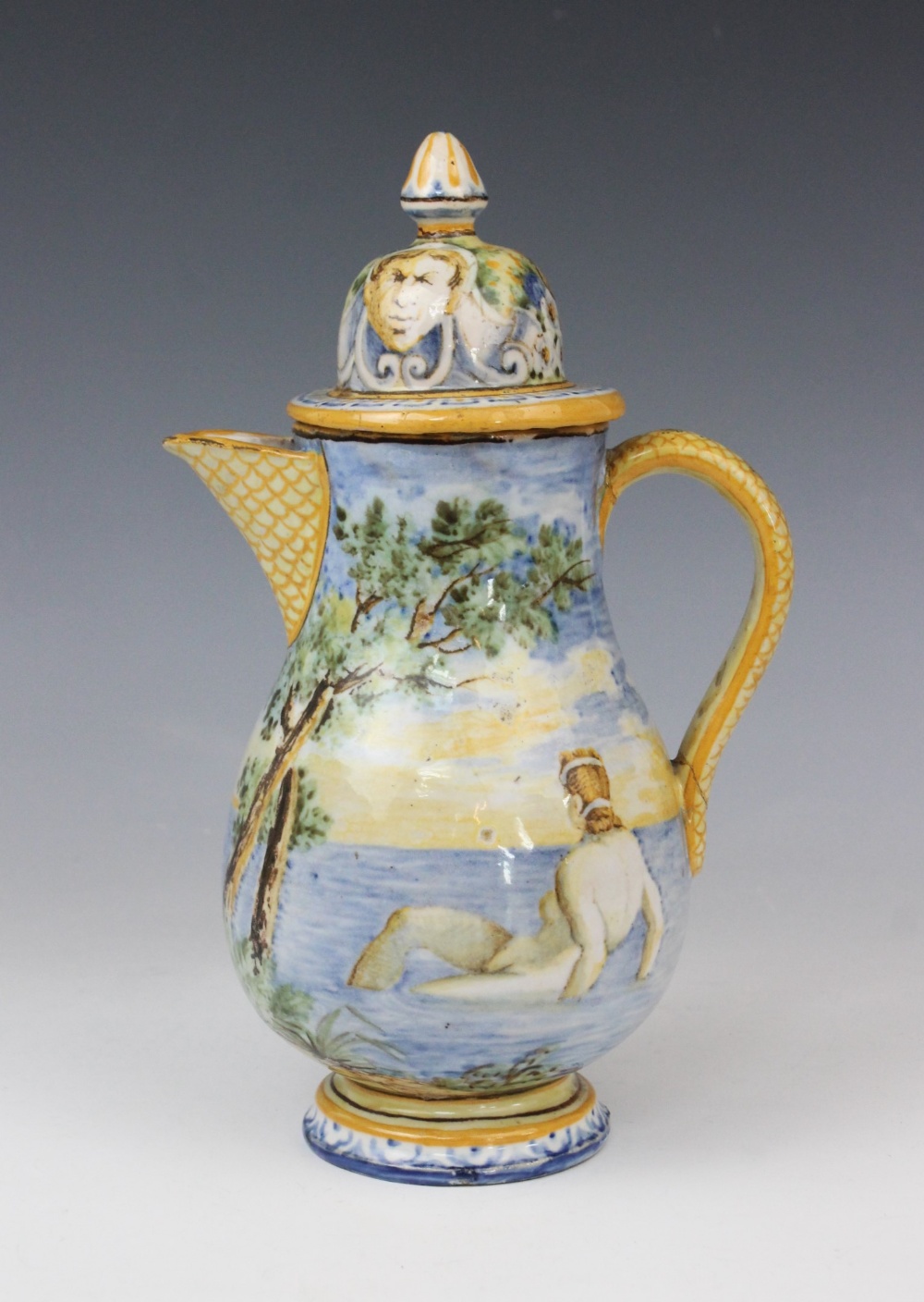An Italian faience ewer and cover in the manner of Cantagalli, 20th century, decorated with a - Image 3 of 6