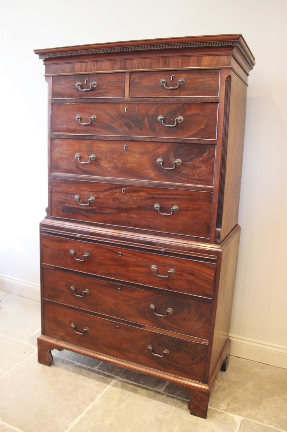 A George III mahogany chest on chest, the moulded cornice with a Greek key pattern frieze over two - Image 2 of 4