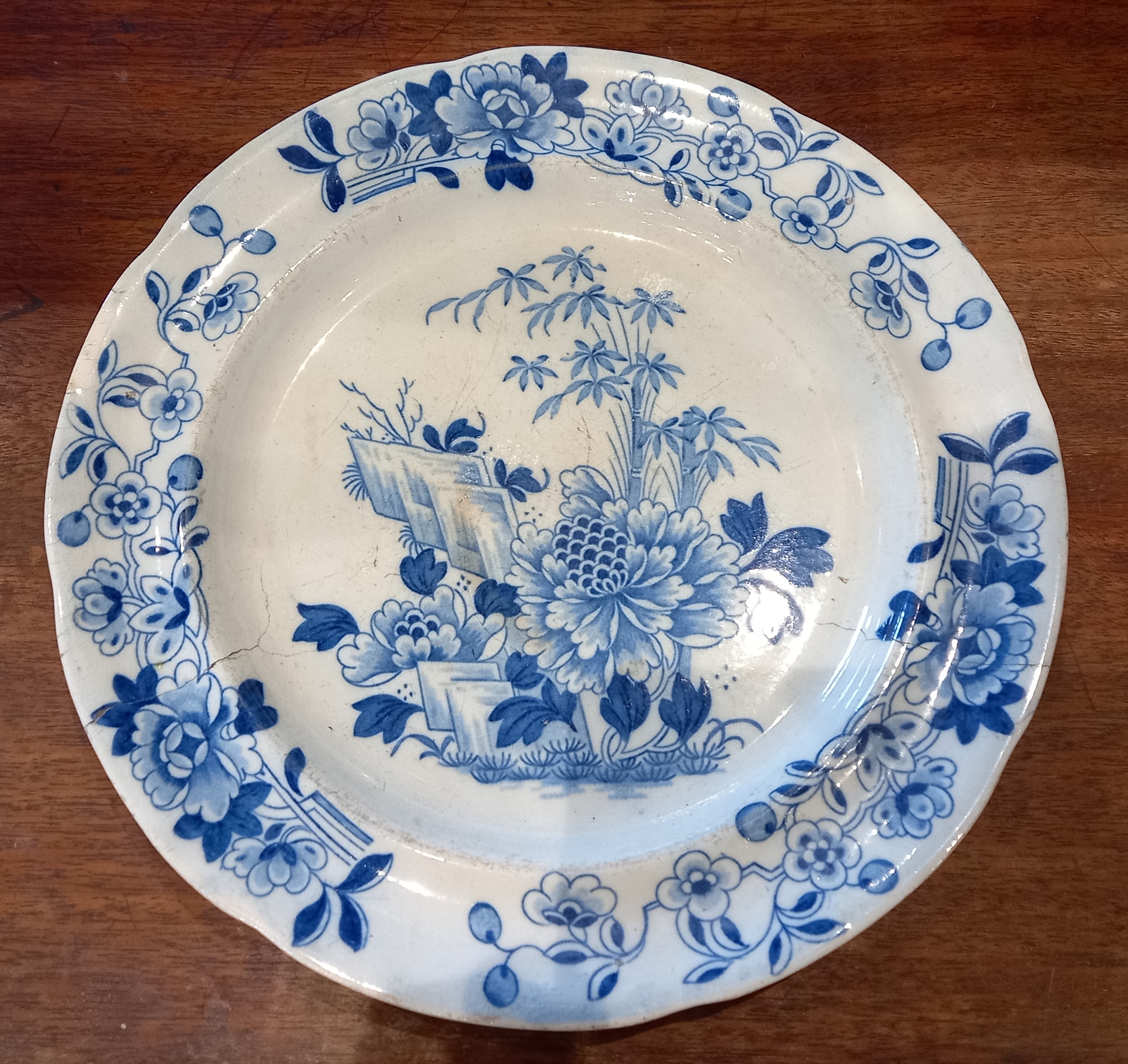 A selection of Roger's blue and white dinner wares, 19th century, each decorated with a central - Image 7 of 10