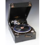 A vintage Columbia Viva-Tonal Grafonola No.202 portable table top gramophone, 20th century, with