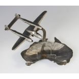 WORLD WAR II INTEREST: An aluminium model of a Lockheed P-38 Lightening, mid 20th century, the