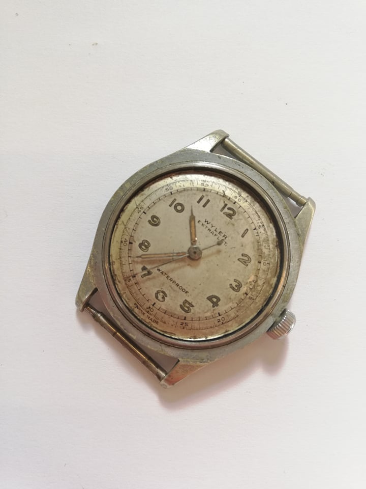 A gentleman's Wyler Military issue stainless steel wristwatch, the round silvered dial with Arabic - Image 7 of 7