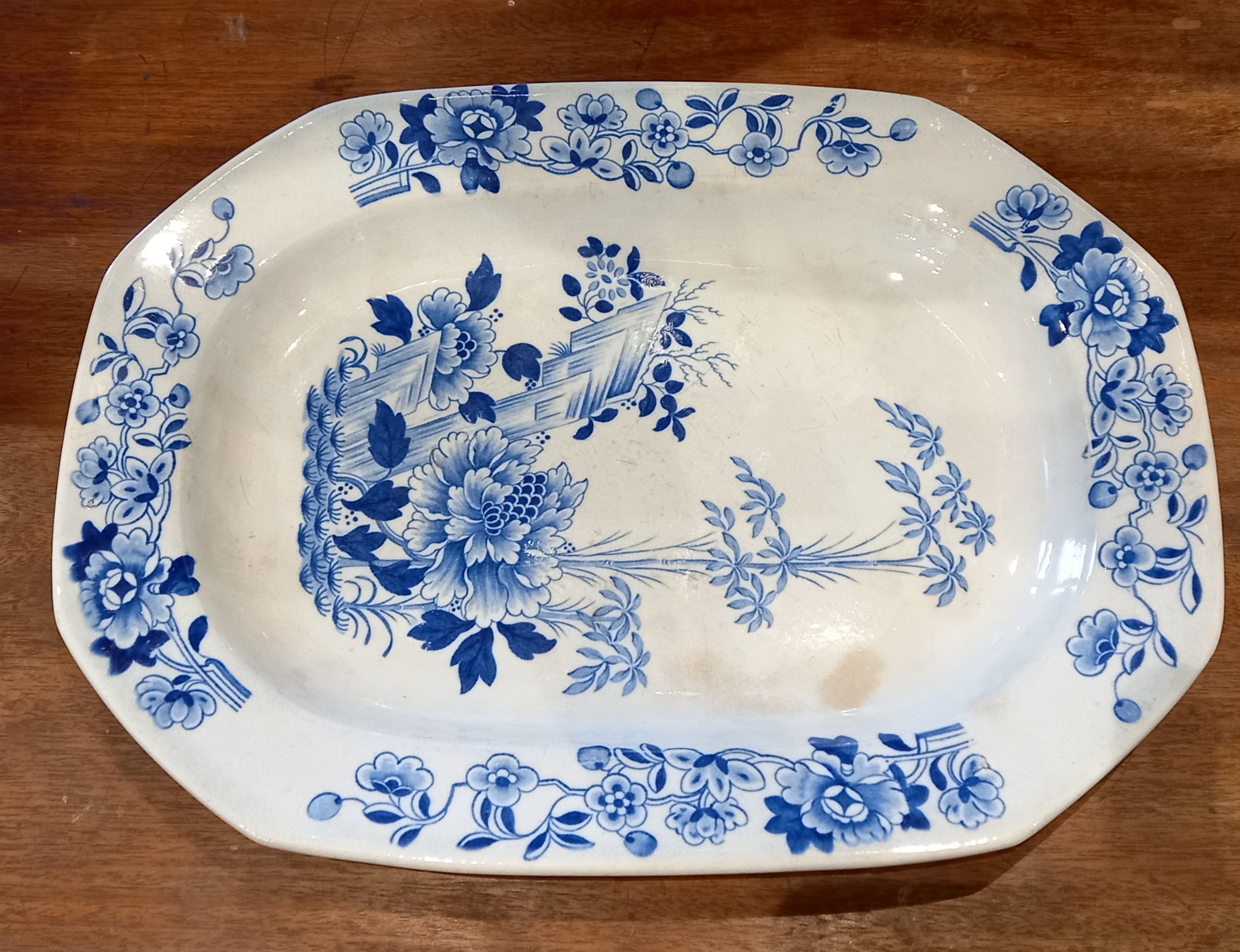 A selection of Roger's blue and white dinner wares, 19th century, each decorated with a central - Image 4 of 10