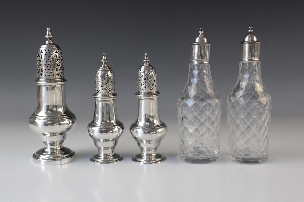 A George III silver cruet stand by Thomas & Jabez Daniell, London 1772, cinquefoil form with central - Image 3 of 14