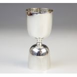 A George V silver double-ended spirit measure by Roberts & Belk, Sheffield 1913, plain polished with