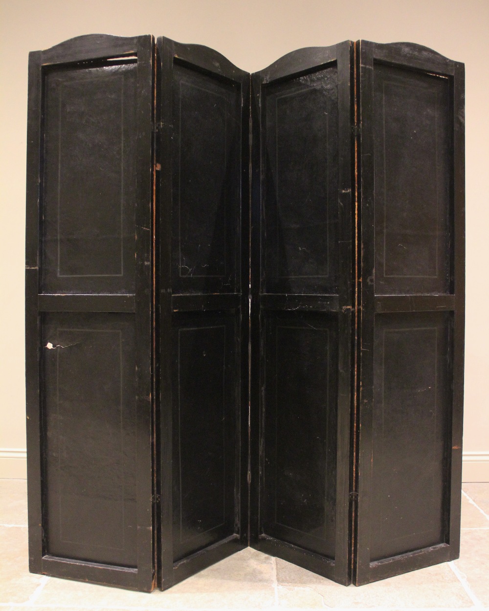 An early 20th century three fold leather room screen, the four panels embossed with a classical - Bild 2 aus 4