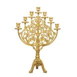 GRANDE CANDELABRO a sette fiamme in legno intagliato e dorato. XX secolo - cm 115 x 42 x Alt. Cm