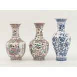 TRE VASI Vaso in porcellana cinese e da due vasi in porcellana tedesca. - Alt. cm 36 - Alt. Cm 32