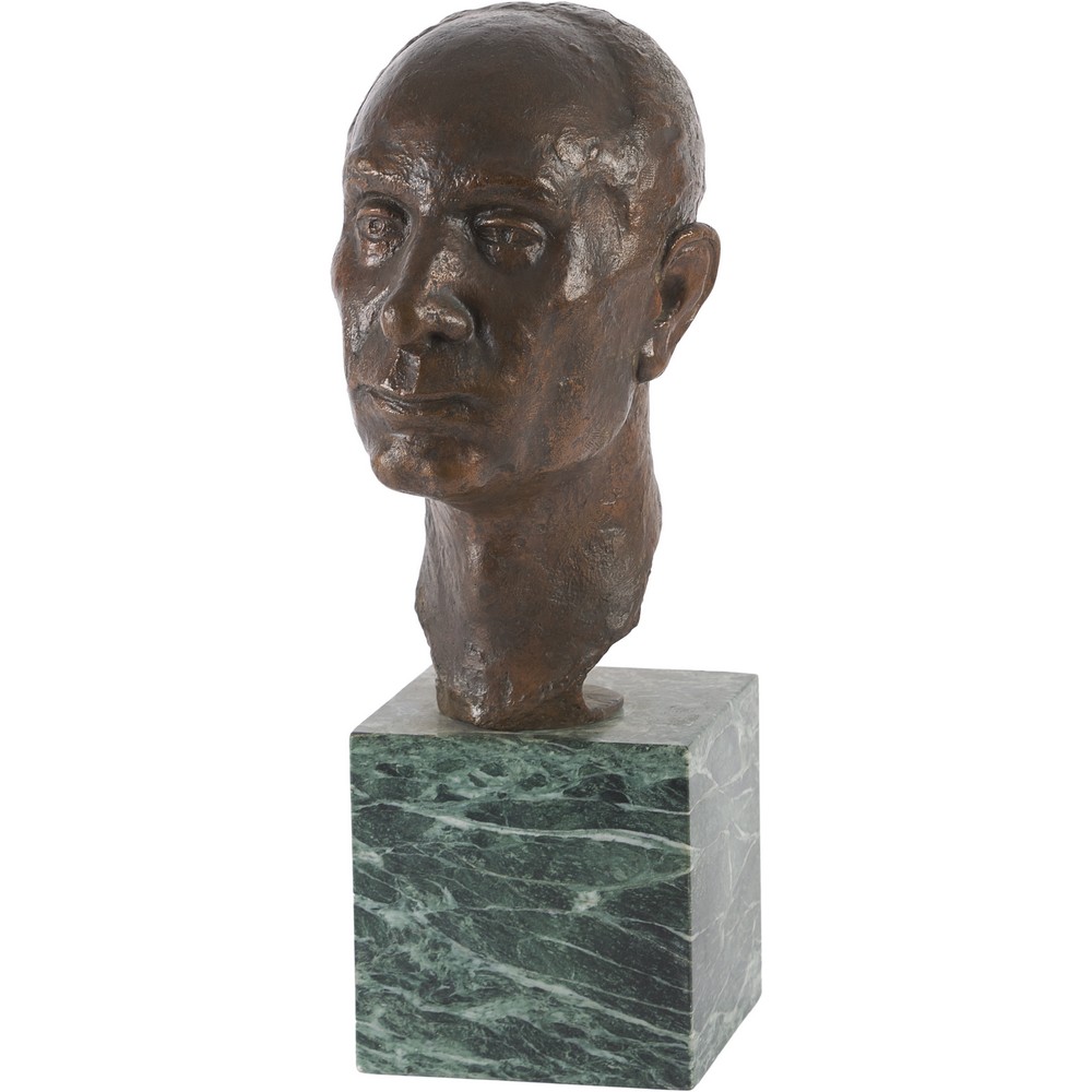 SCULTURA in bronzo, fusione a cera persa, raffigurante "Testa maschile", base in marmo verde delle