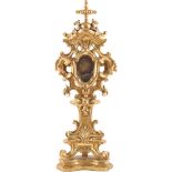 RELIQUIARIO in legno intagliato e dorato. Italia XVIII secolo - Alt. cm 57