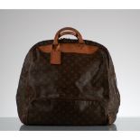 LOUIS VUITTON MONOGRAM EVASION Borsa da viaggio Louis Vuitton Monogram Evasion, Boston Bag, con