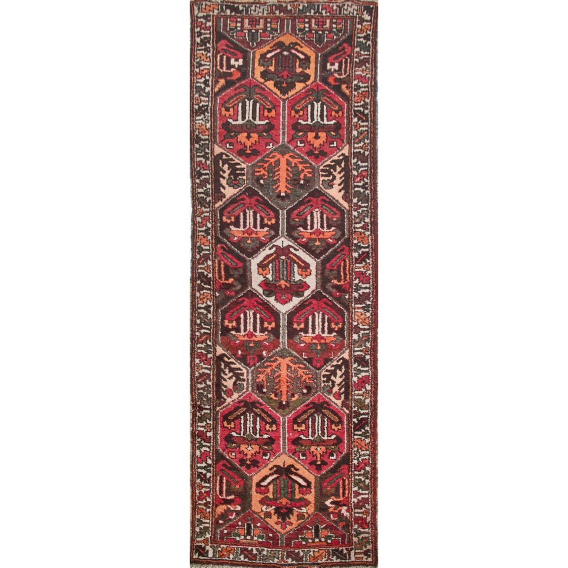 TAPPETO BAKTIARY trama ed ordito in cotone, vello in lana. Persia XX secolo - cm 292 x 101