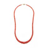 COLLANA in corallo rosso taglio barilotto, susta in oro 9 KT