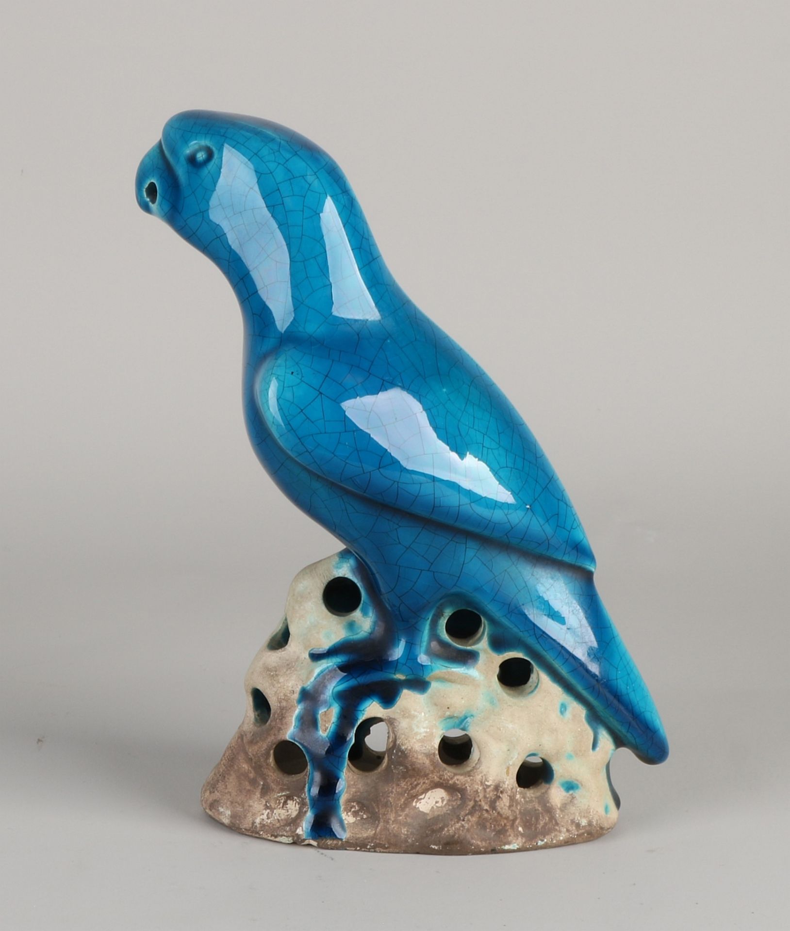 Chinesische Terrakotta-Figur. Blauer glasierter Papagei. Abmessungen: H 19,5 cm. In guter Kondit - Image 2 of 2