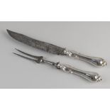 Gedeck, Gabel und Messer schneiden, mit Silber, BWG, konturierten Griffen mit Schriftrollen. 32 cm