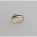 Gelbgoldring, 585/000, mit Weißgoldfinish. Ring mit aufsteigendem Weißgoldstück. ø57, ungefä