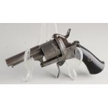 Antiker Pinfire Revolver mit achteckigem Lauf. Markiertes ELG. Abmessungen: L 16,5 cm. In guter K