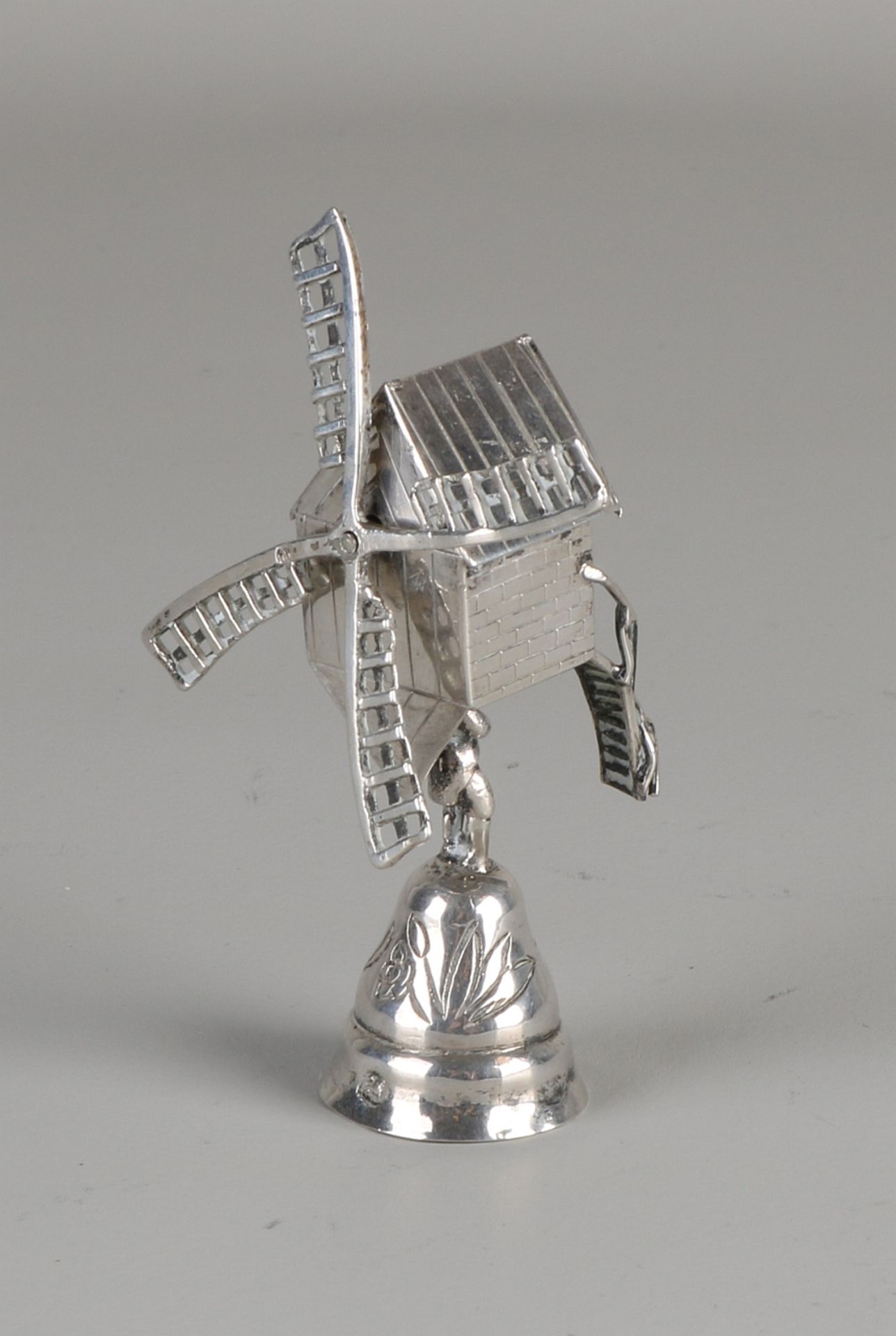 Silber Miniatur Windmühle Tasse, 835/000, yl.:W:1906 ca 28 Gramm 9x6cm. In guter KonditionSilver