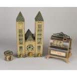 Drei Dosengeldboxen + Feuerzeug für Spielautomaten. 20. Jahrhundert. 1x lithografiertes Sparschw