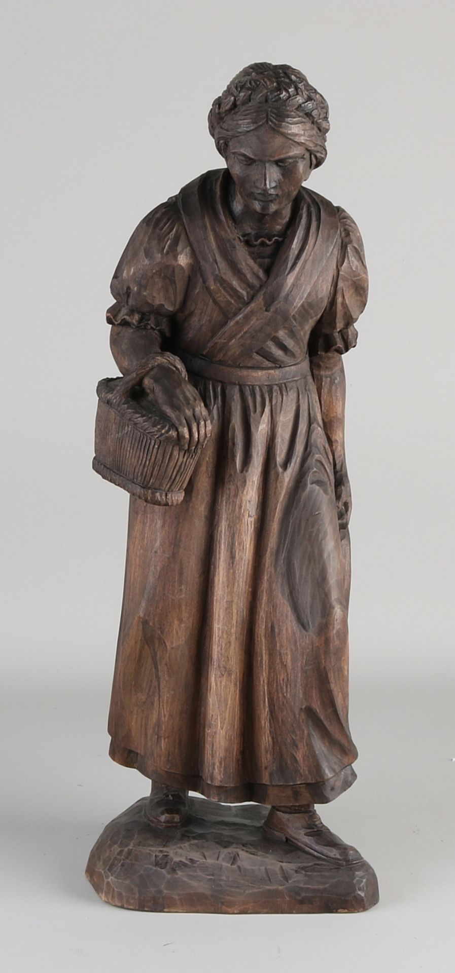 Wooden figure, Woman - Image 2 of 2