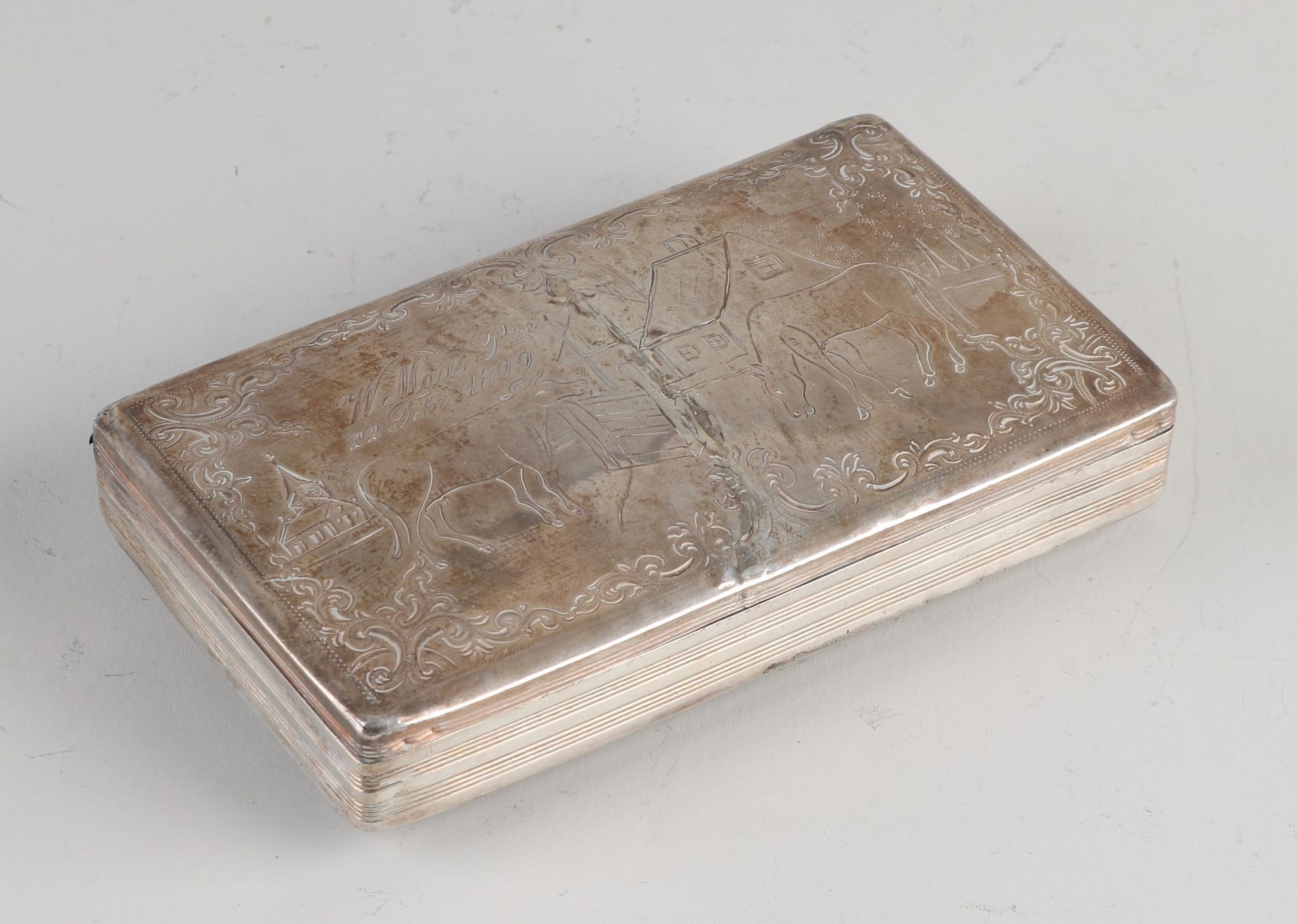 Silver tobacco box