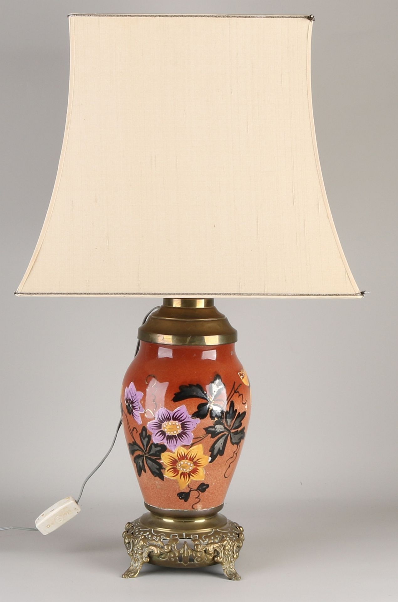 Chinese or Japanese table lamp