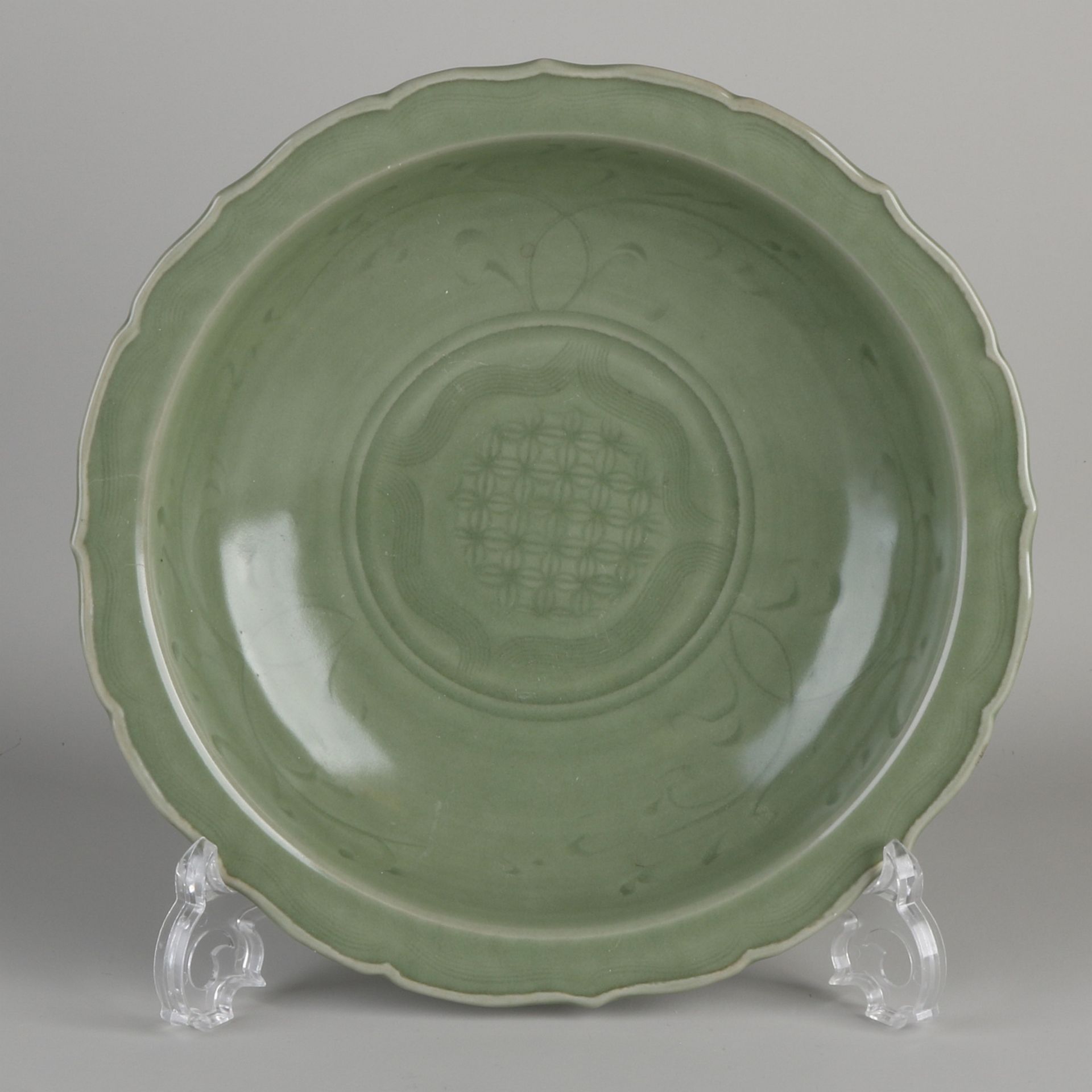 3x Japanese decorative dishes Ø 30 - 31 cm. - Bild 2 aus 3