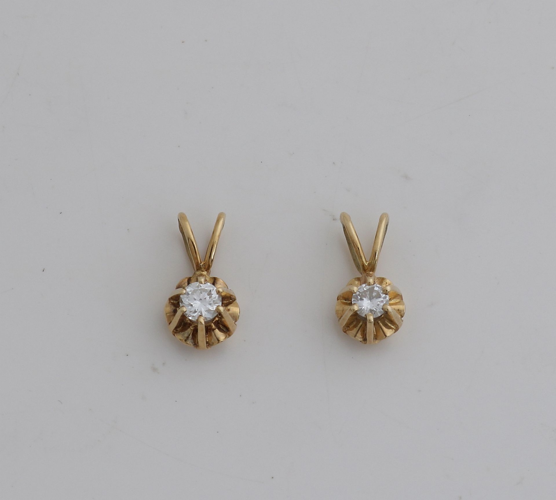 2 Gold pendants with diamonds. - Image 2 of 2