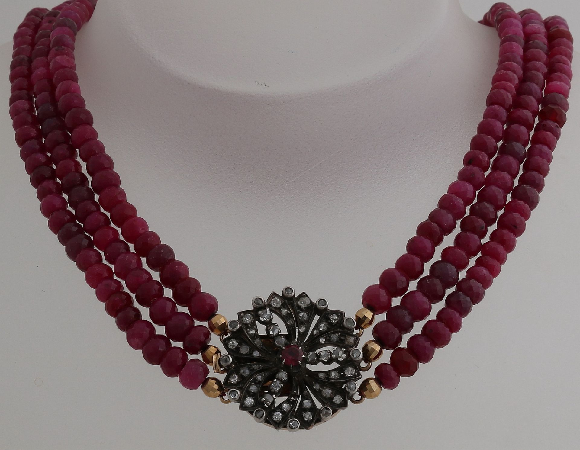 Ruby necklace with diamonds - Image 2 of 2