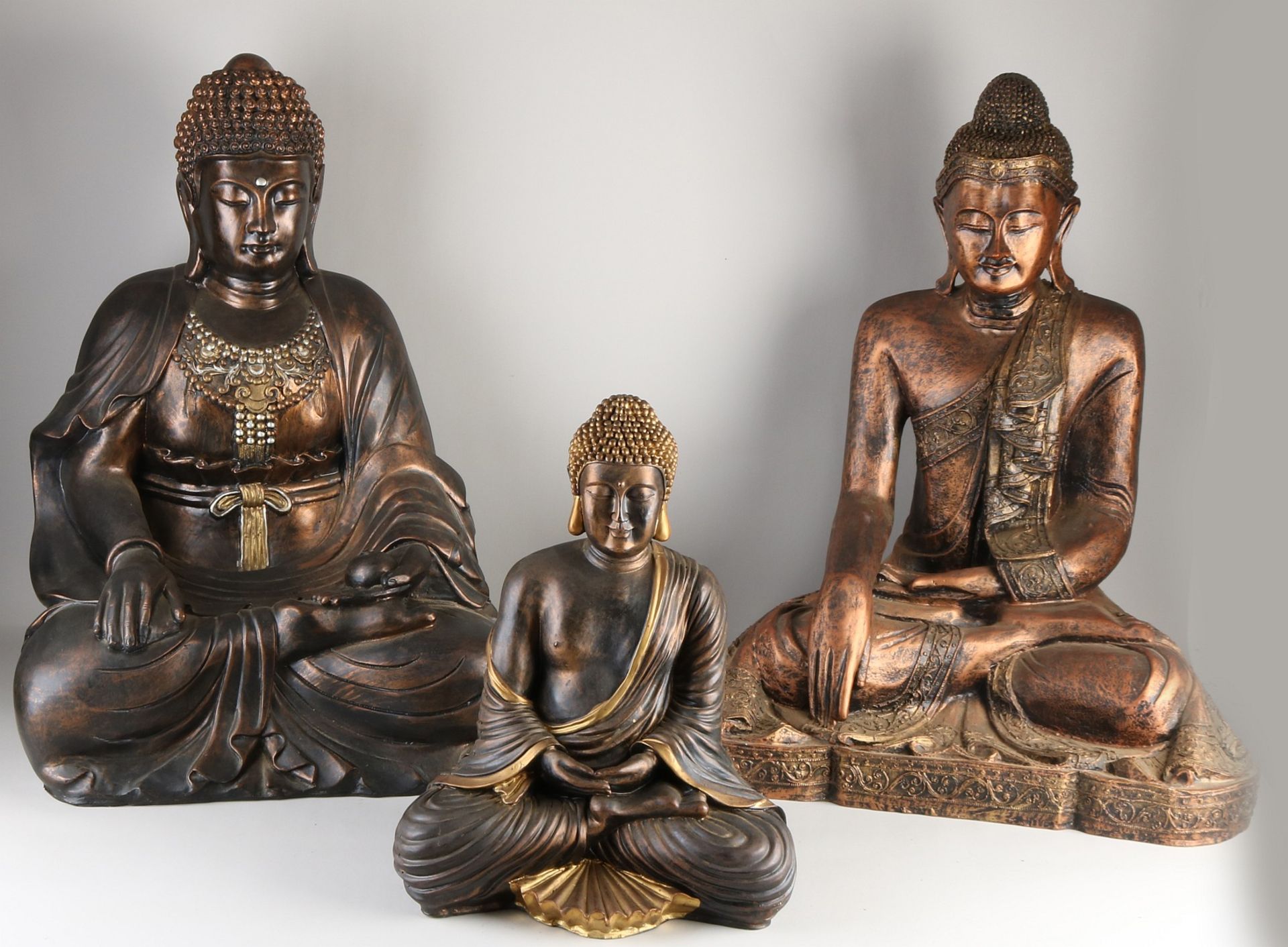 3 Buddha figures