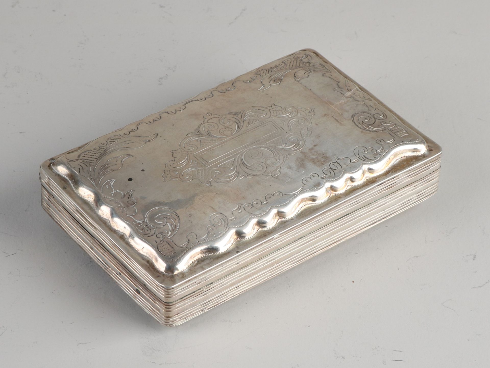 Silver tobacco box