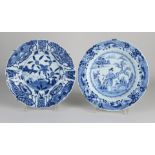 2 Chinese plates Ø 22 - 23 cm.