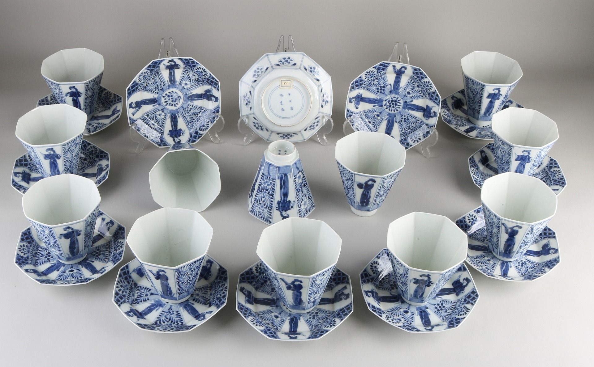 12 Chinese chocolate cups + saucers