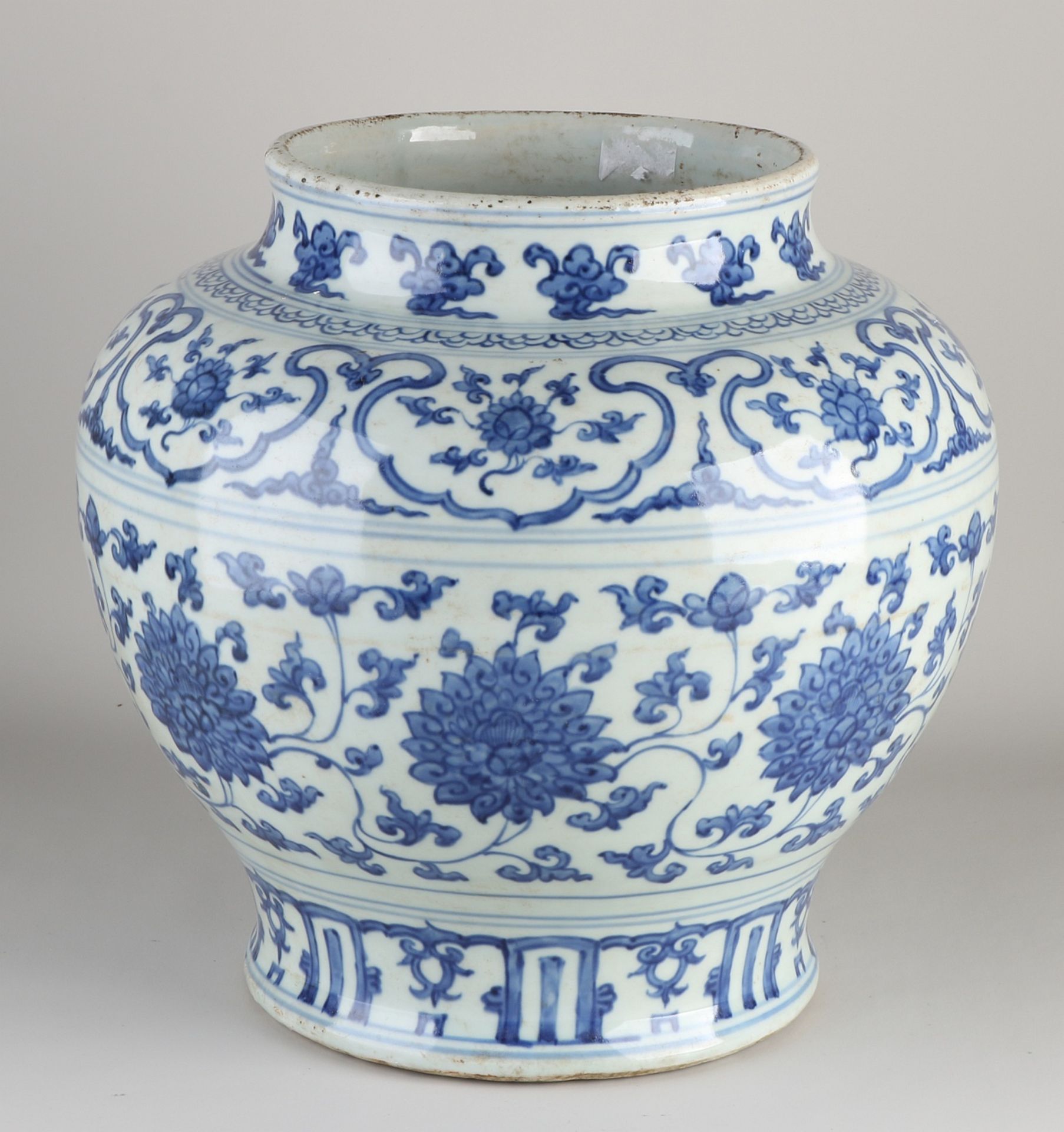 Chinese blue pot
