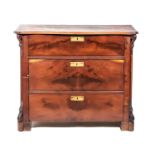 Mahogany chest of drawers