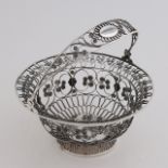 Silver clew basket