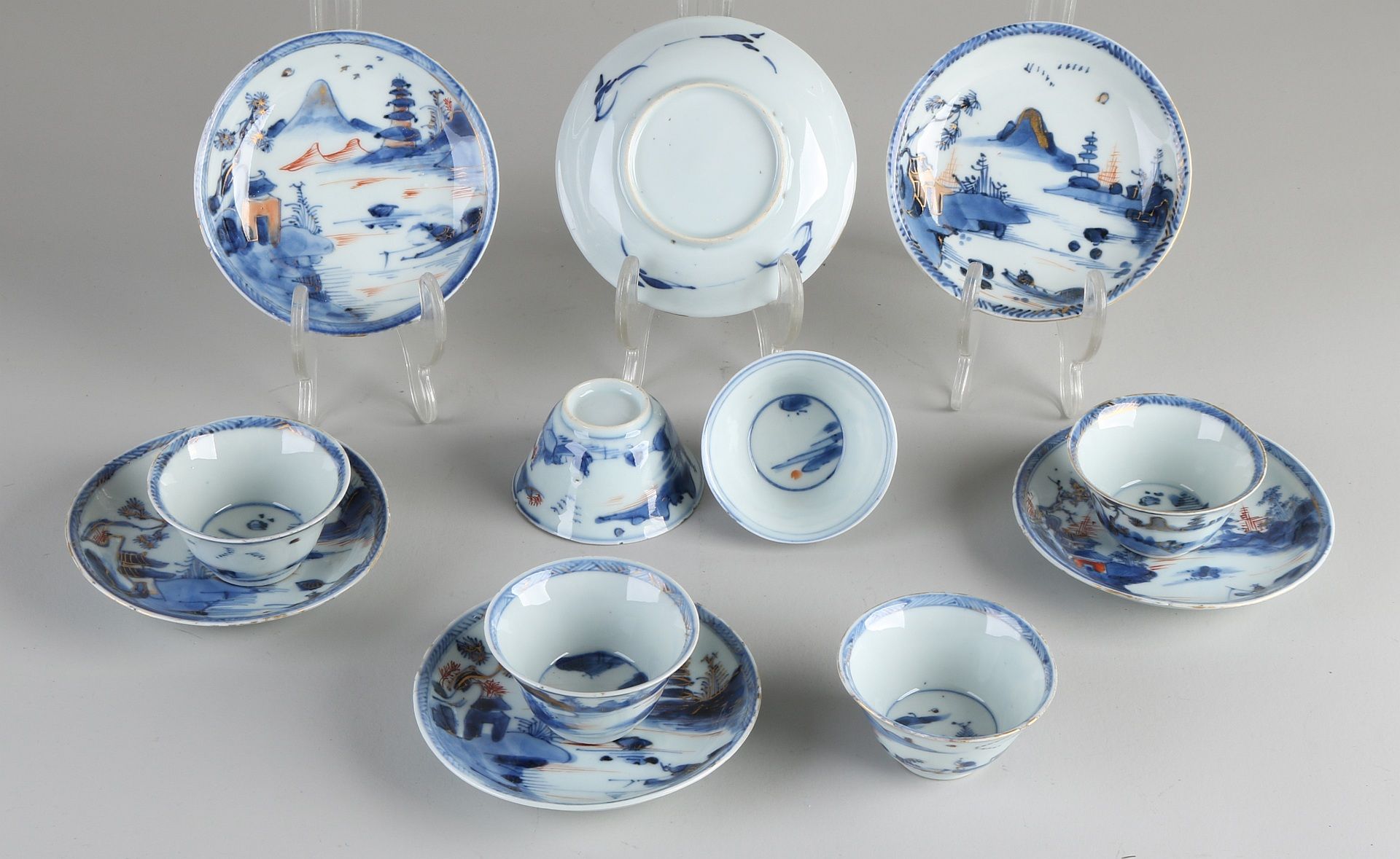 Six 18th century Chinese Imari porcelain cups and saucers