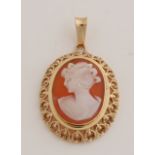 Gold cameo pendant